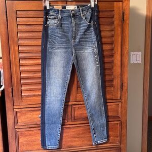 Garage Ultra Hight Rise Jegging Two-toned Indigo Skinny Jeans